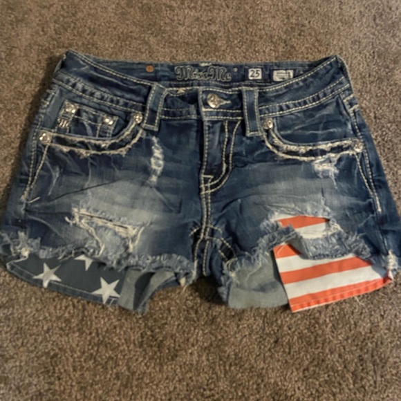 Miss Me Pants - Miss Me jean shorts size 25